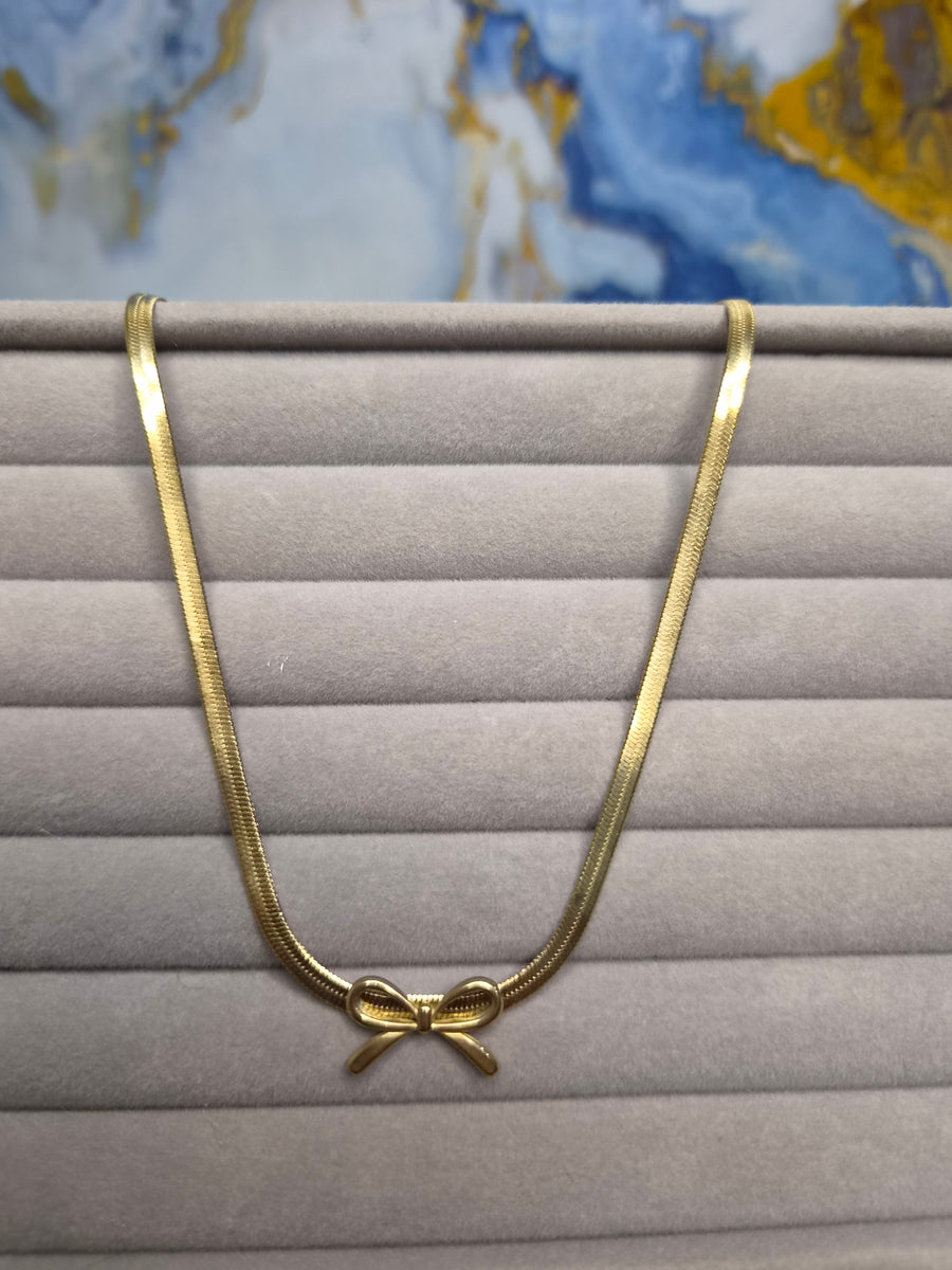 Golden Bow Necklace