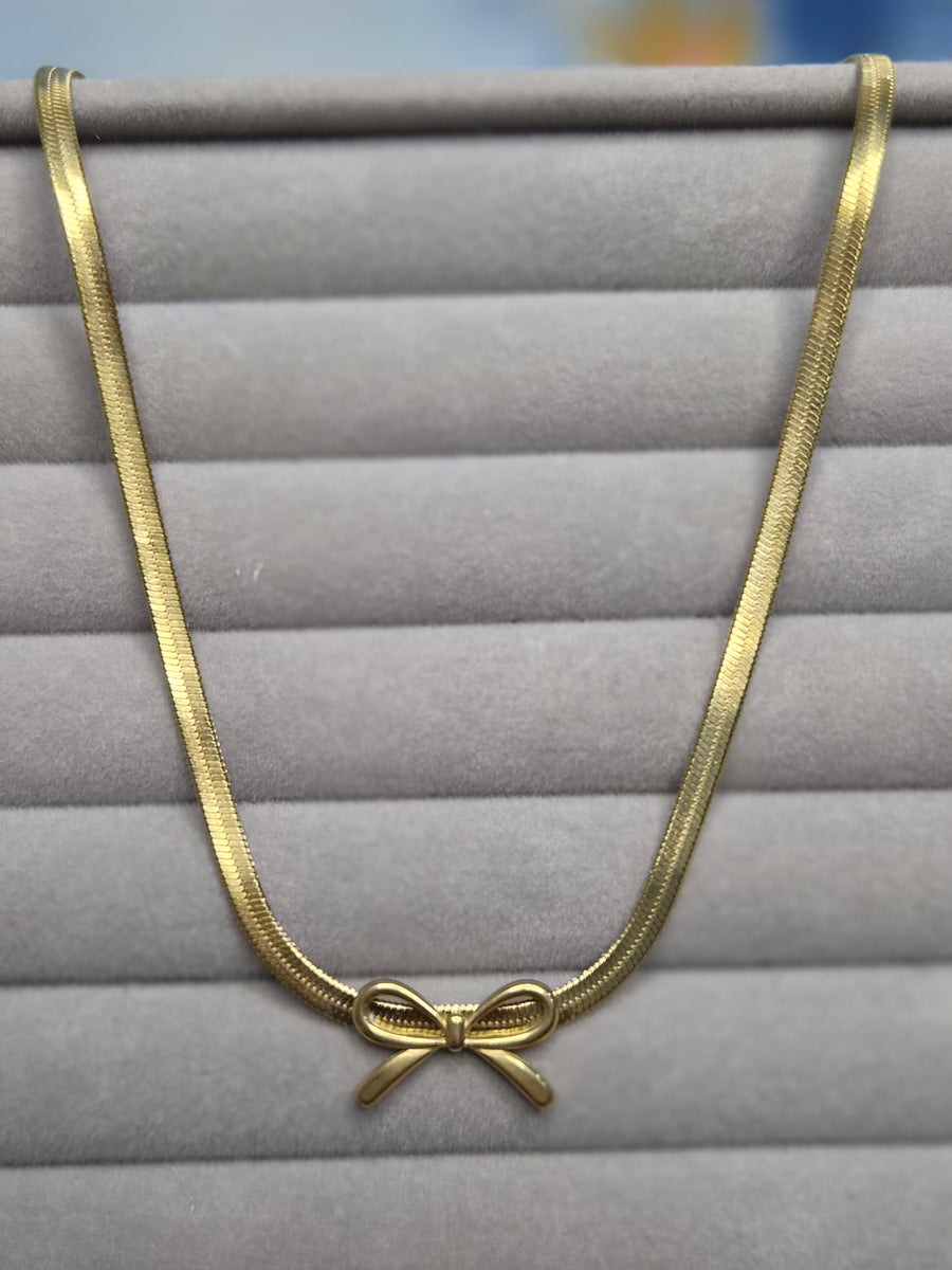 Golden Bow Necklace