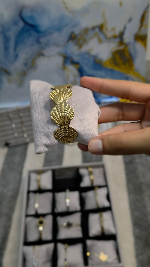 Leaf Cuff Bracelet