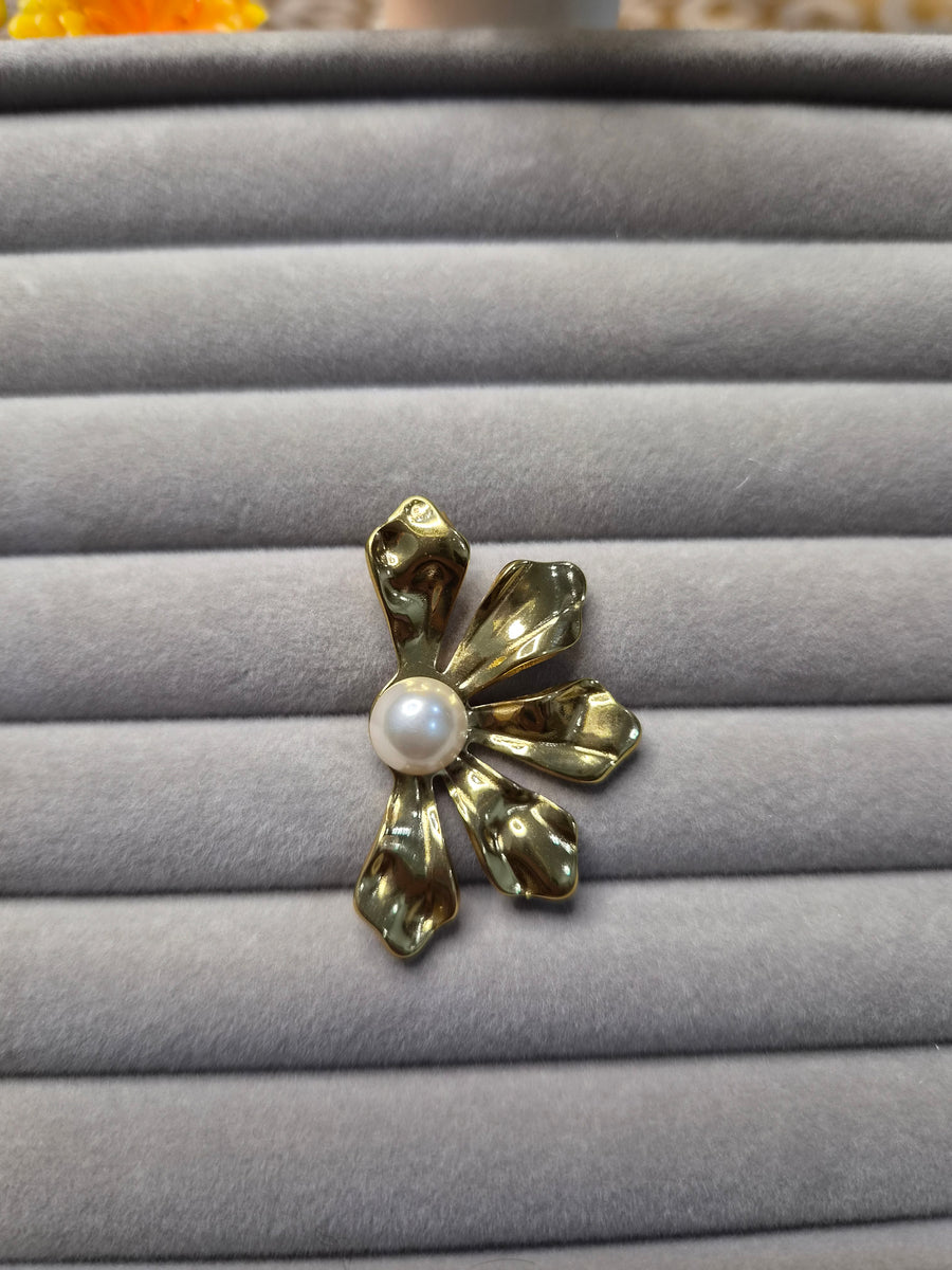 Pearl Flower Earrings
