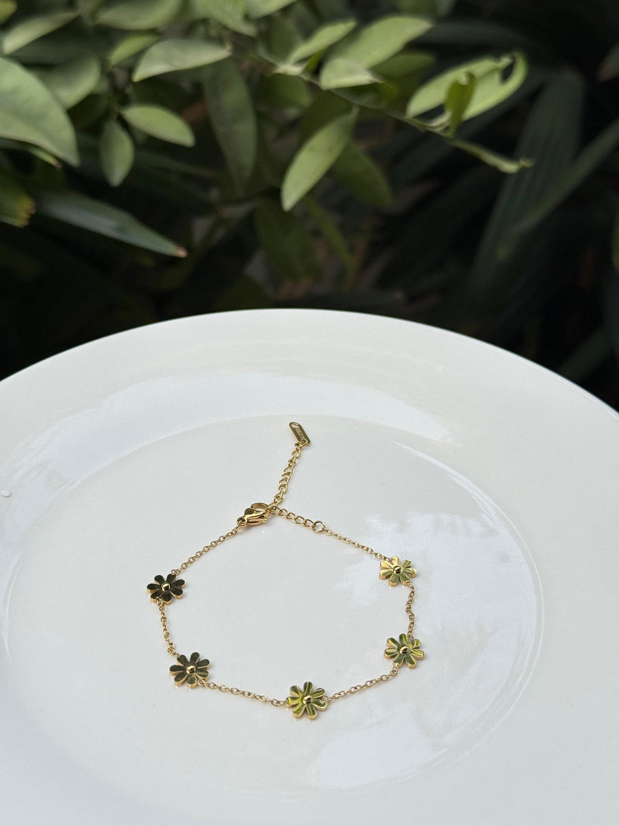 Daisy Chain Bracelet