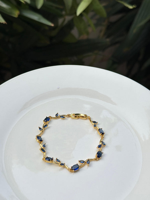 Blue tulip Bracelet